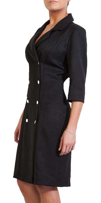 Model wearing women's full black outfit